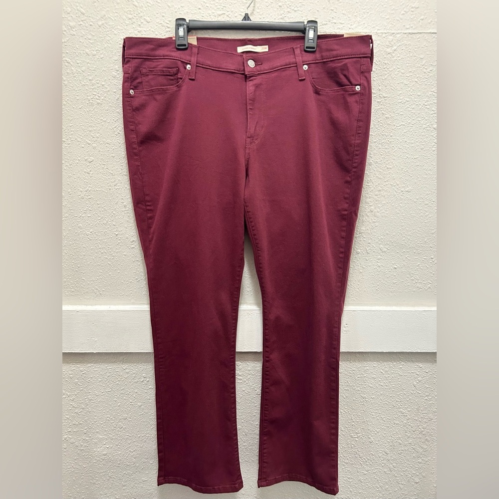 Levi's Classic Straight Fit Jeans in Red Wine NWT 20W M